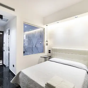 chez-anna-naples.hotels-amalfi.com/