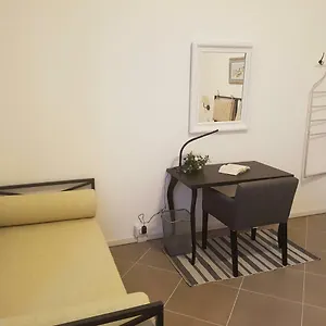 Bed and breakfast Piazza Dante Nuoro, Nuoro (Sardinia)